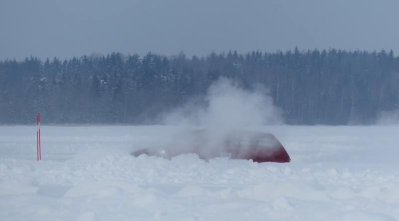 Illustration for article titled Sweden's 'Speed Weekend On Ice' Is Where Sanity Goes To Die And Axles Go To Break